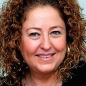 تصویر هنرمند Gülay Baltacı