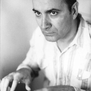 تصویر هنرمند Manuel Puig