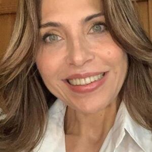 تصویر هنرمند Lorena Meritano