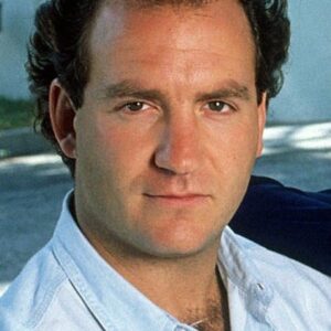 تصویر هنرمند Charles Finch