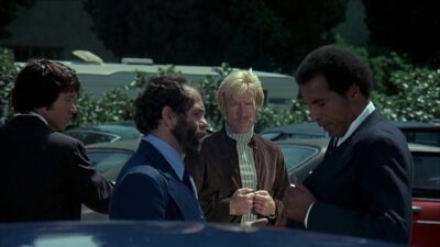 Teaser for Good Guys Wear Black