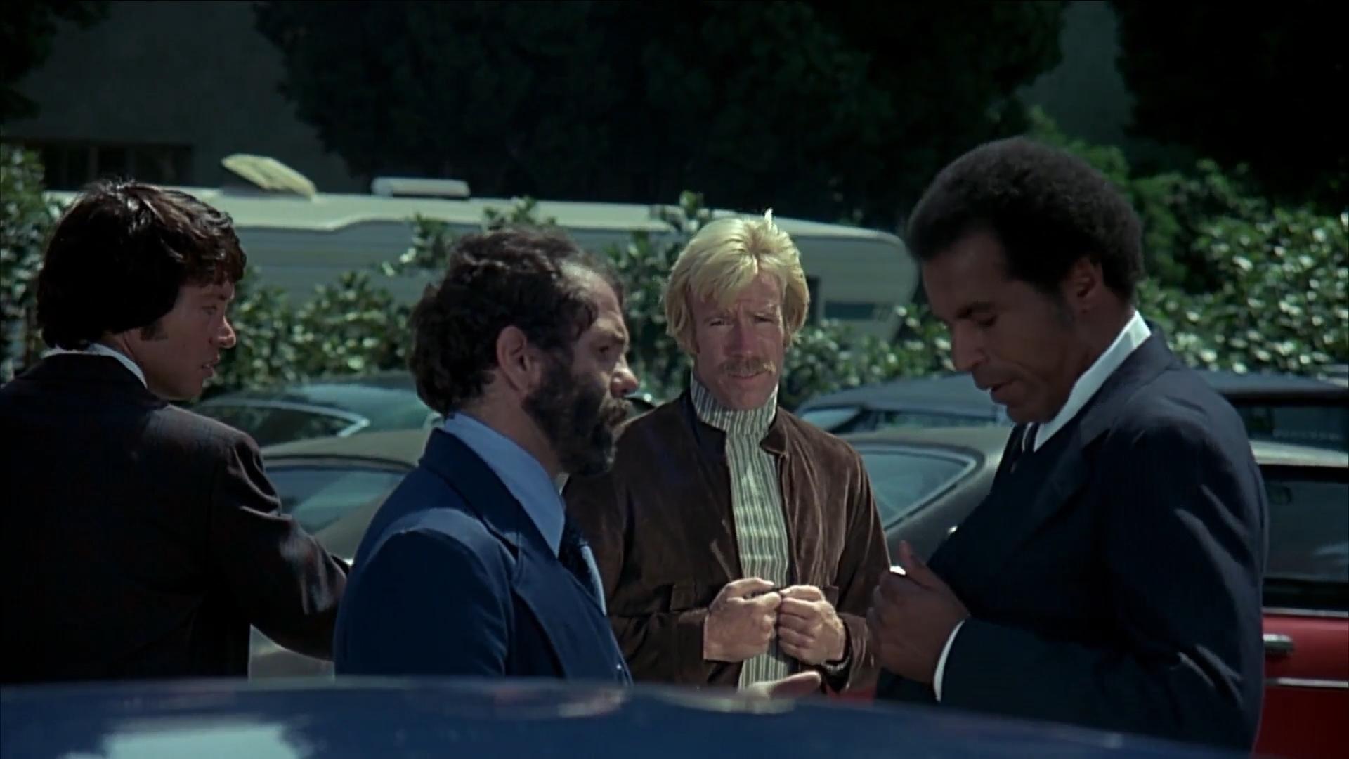 Teaser for Good Guys Wear Black