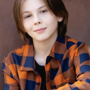 تصویر هنرمند Logan Pierce