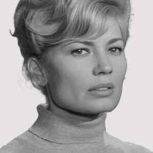 تصویر هنرمند Nadia Sanders