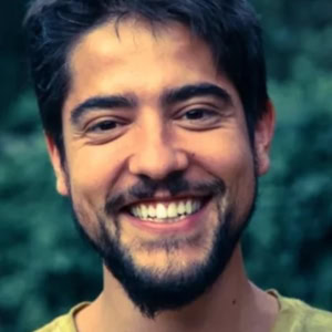 تصویر هنرمند Azul Serra