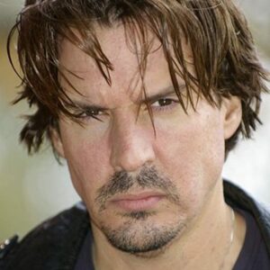 تصویر هنرمند Tracy E. Thomas