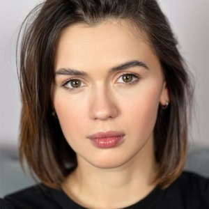 تصویر هنرمند Anna Bogomolova